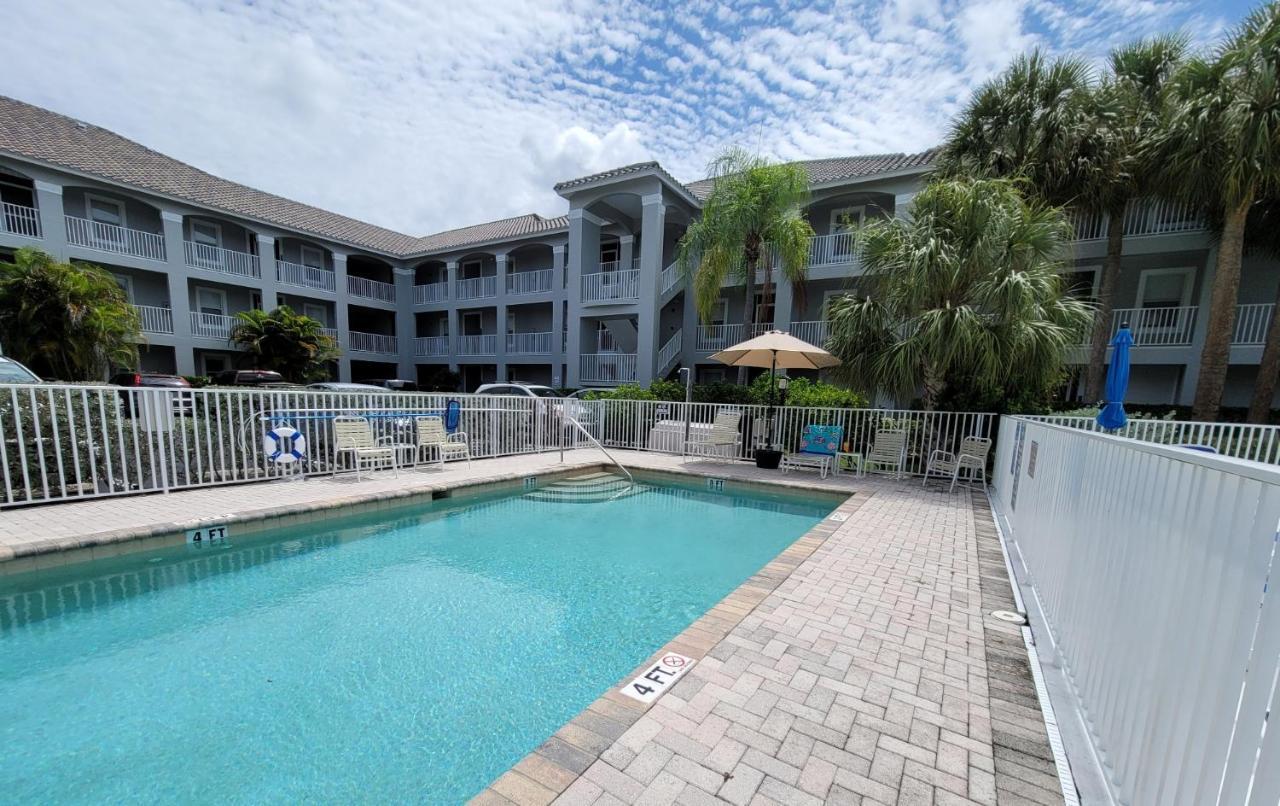 Our Naples Hideaway Apartment Exterior photo